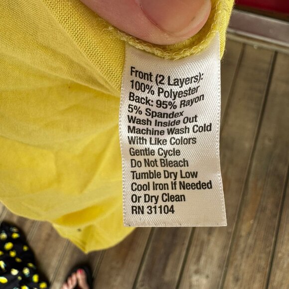 Cynthia Rowley XL Matching Sleeveless Top Shorts Outfit Yellow Black Lemons - Picture 8 of 10